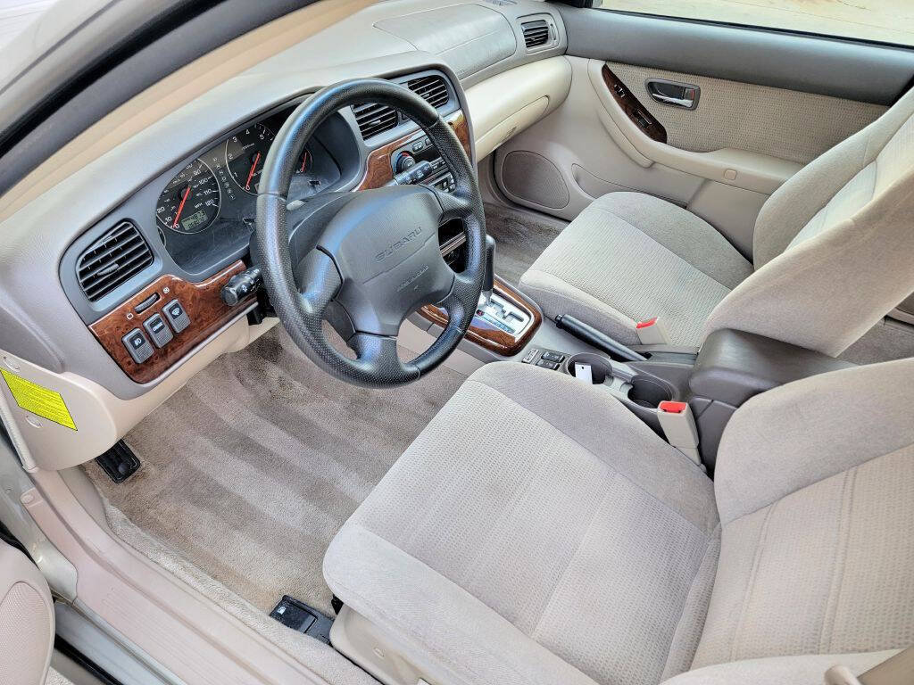 Used 2004 Subaru Outback H6 35th Anniversary Edition AWD/4WD image 6