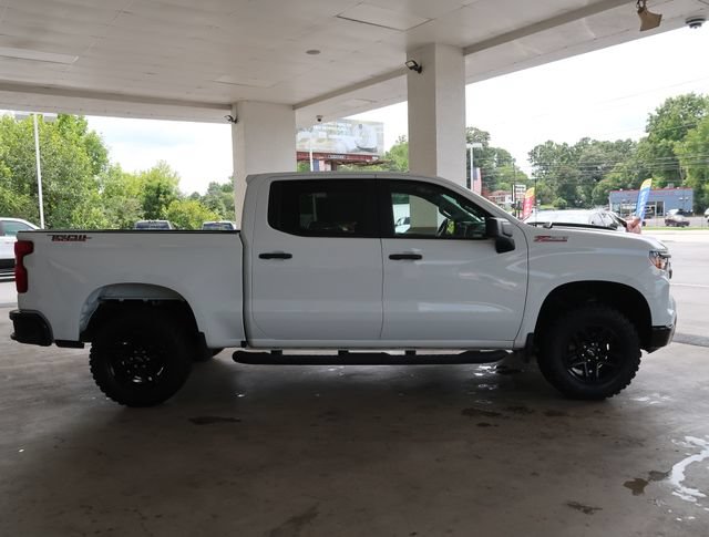 Used 2023 Chevrolet Silverado 1500 Custom Trail Boss AWD/4WD image 9