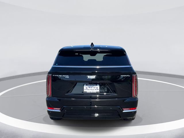 Used 2025 Cadillac Escalade IQ Luxury 2 w/ LPO, Premium Carpet Package image 5