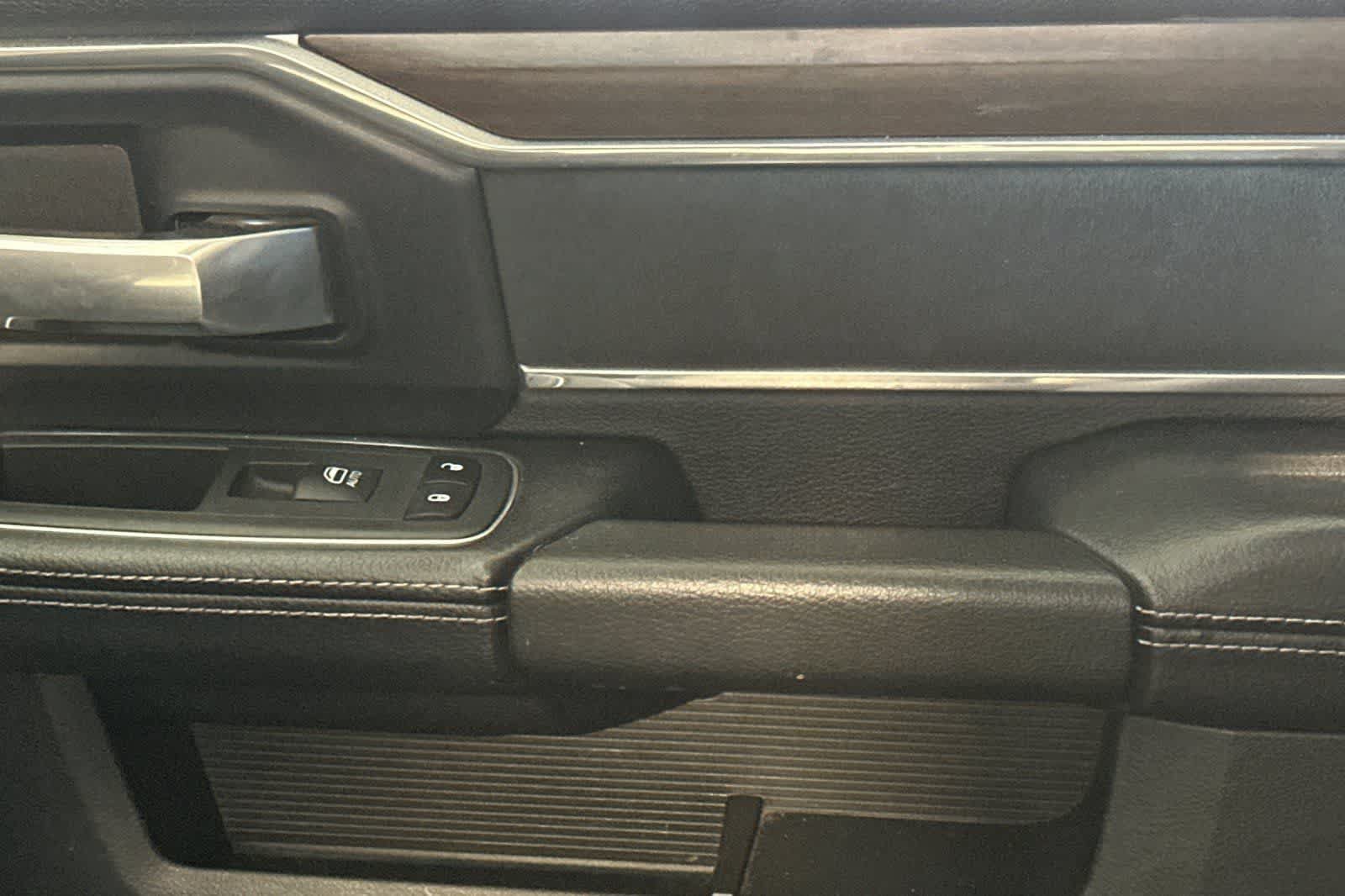Used 2022 RAM 3500 Laramie AWD/4WD image 20
