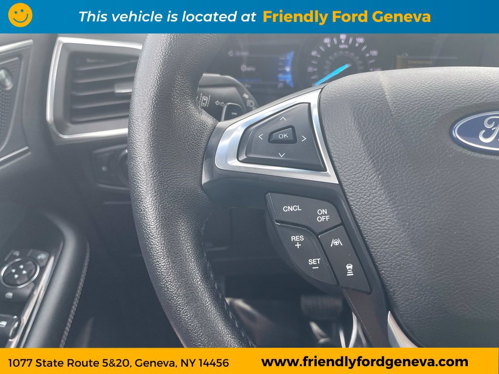 Used 2020 Ford Edge Titanium w/ Equipment Group 301A AWD/4WD image 18