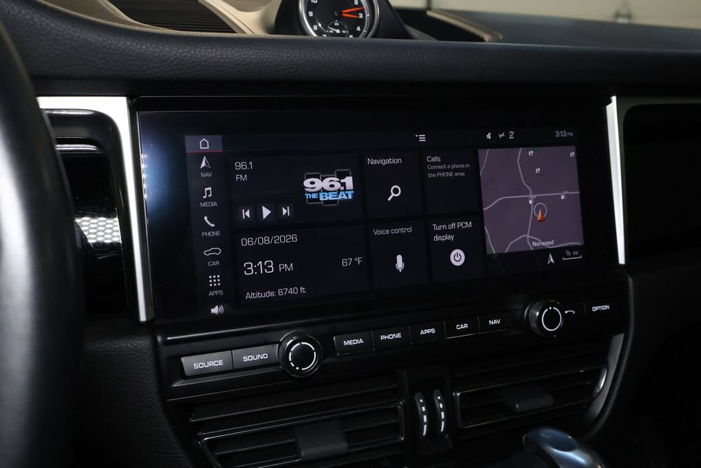 Used 2019 Porsche Macan AWD/4WD image 29