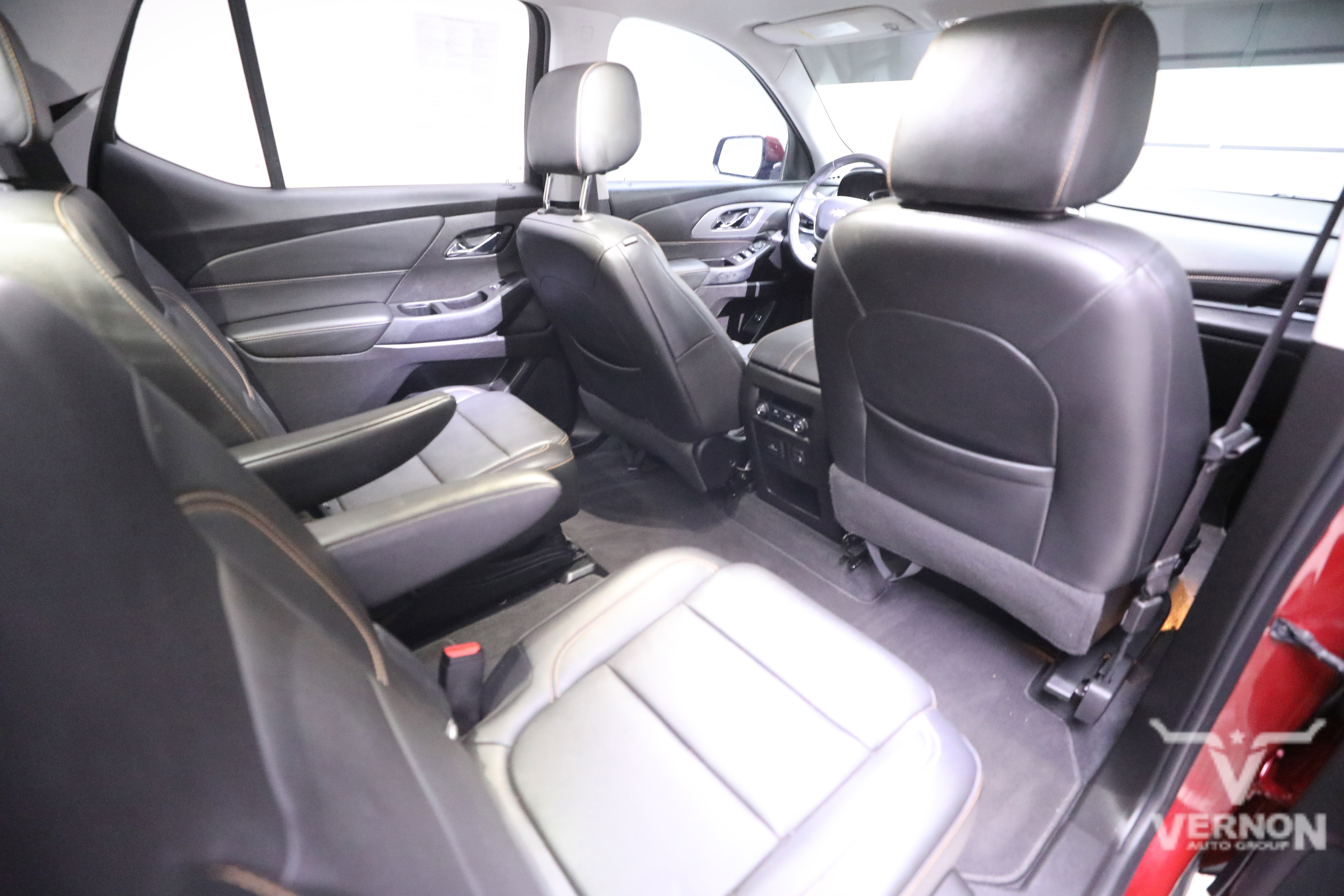 Used 2019 Chevrolet Traverse RS image 12