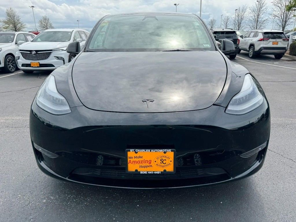Used 2024 Tesla Model Y Performance image 9
