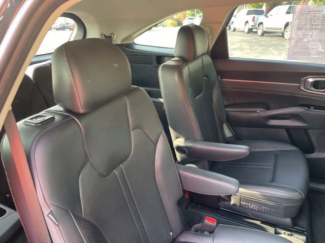 Used 2025 Kia Sorento SX FWD image 35