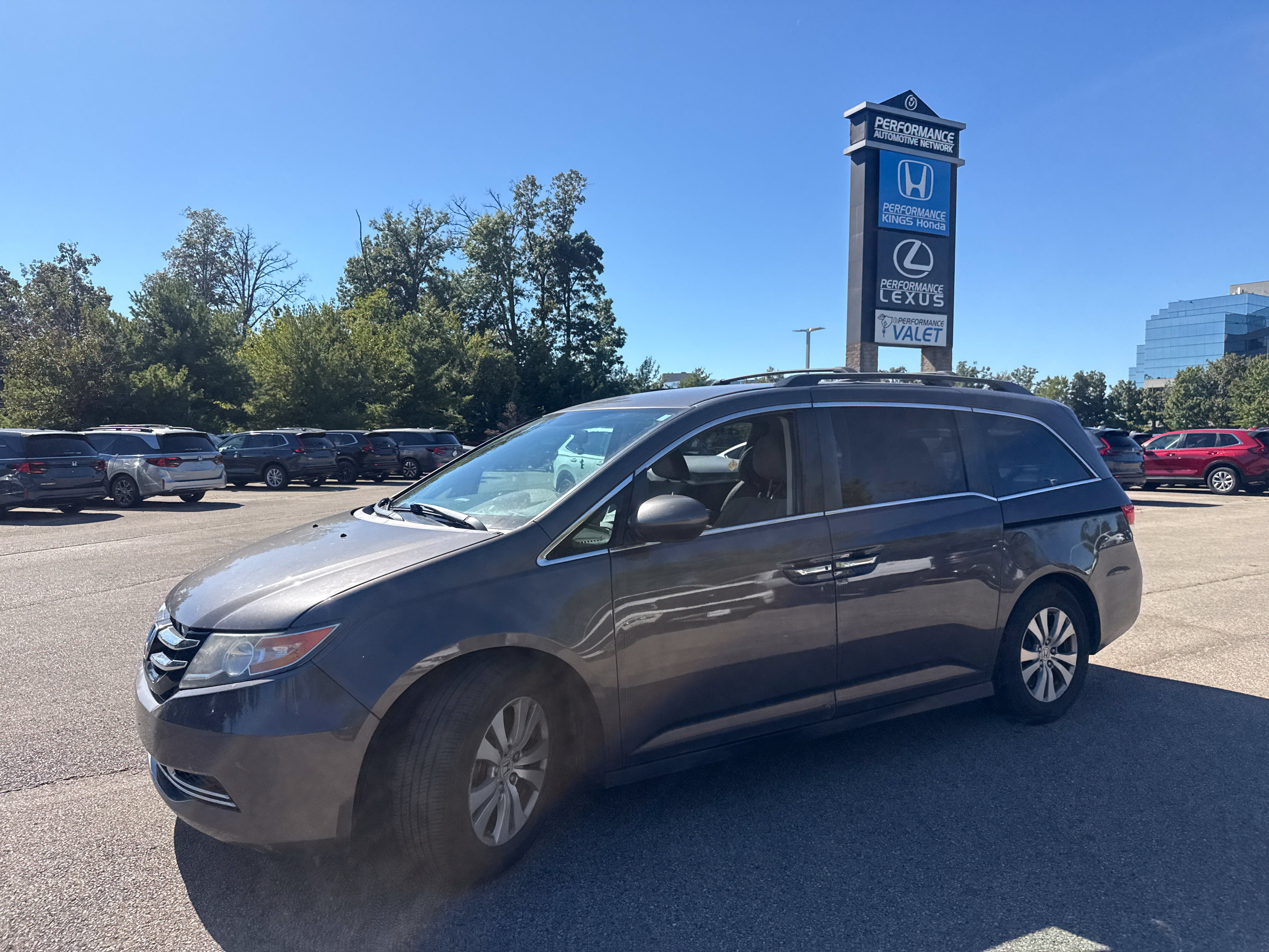 Used 2016 Honda Odyssey SE image 13