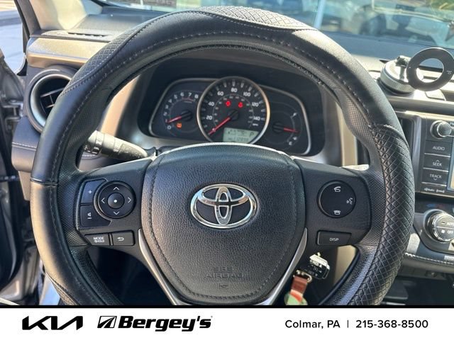 Used 2013 Toyota RAV4 XLE AWD/4WD image 11