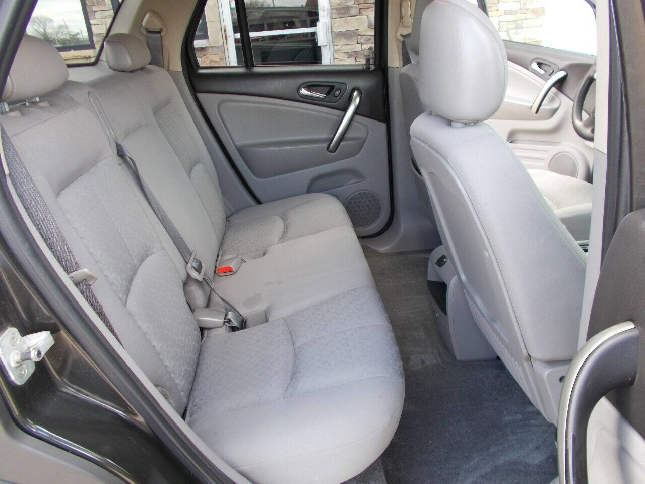 Used 2006 Saturn Vue 2WD image 16