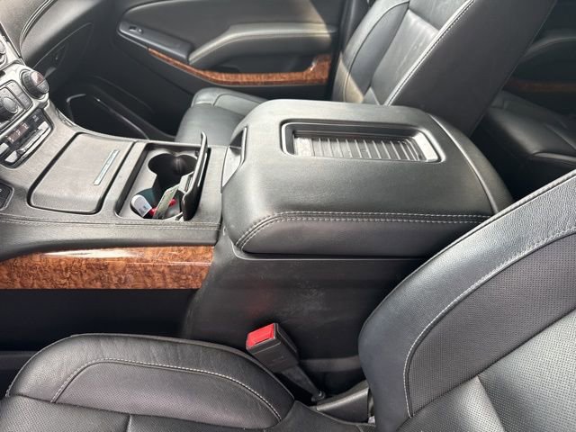 Used 2020 Chevrolet Suburban Premier image 14