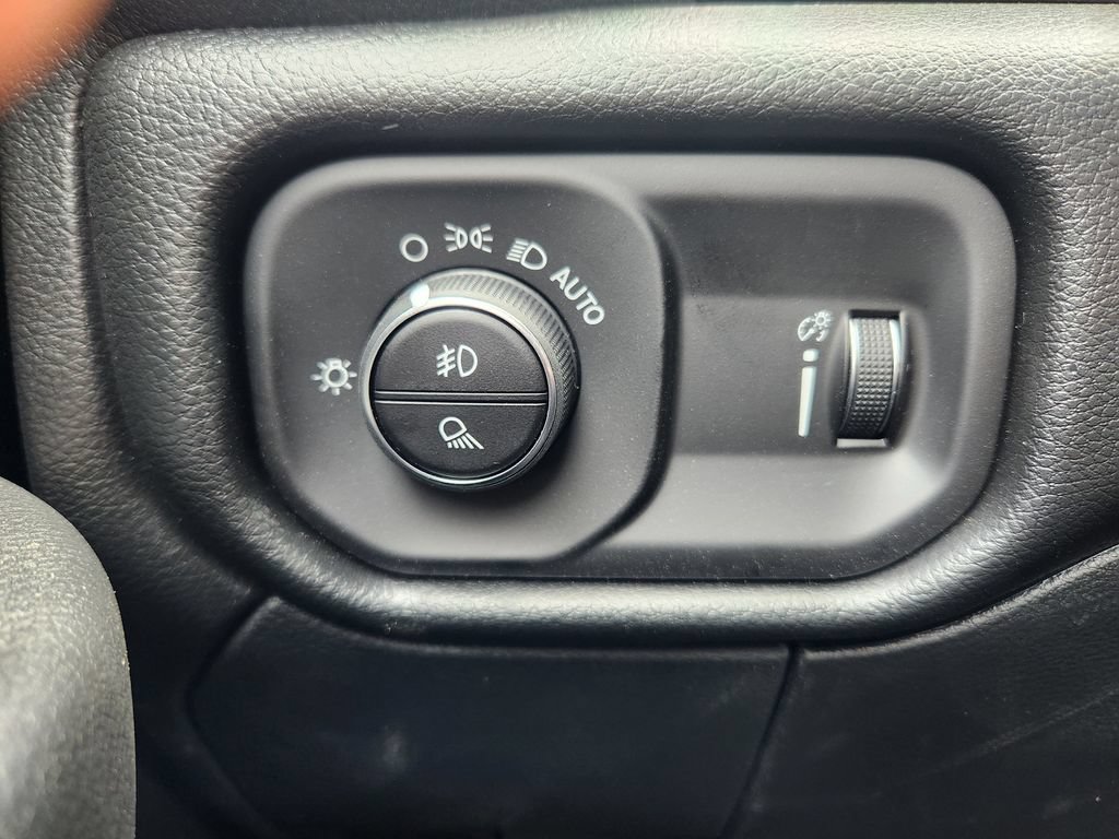 New 2026 RAM 2500 Tradesman AWD/4WD image 19