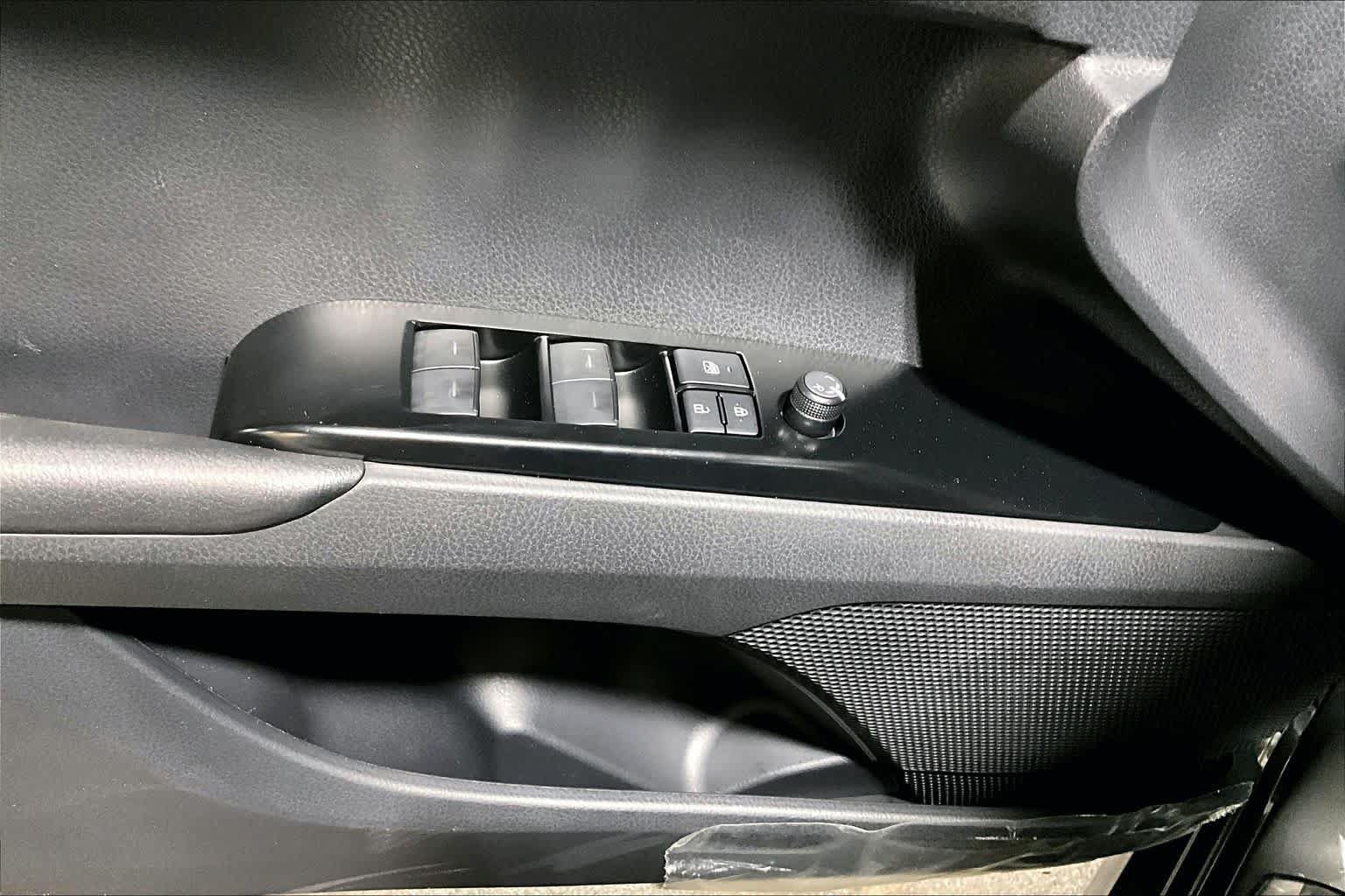 New 2026 Toyota Camry SE w/ Convenience Package FWD image 18