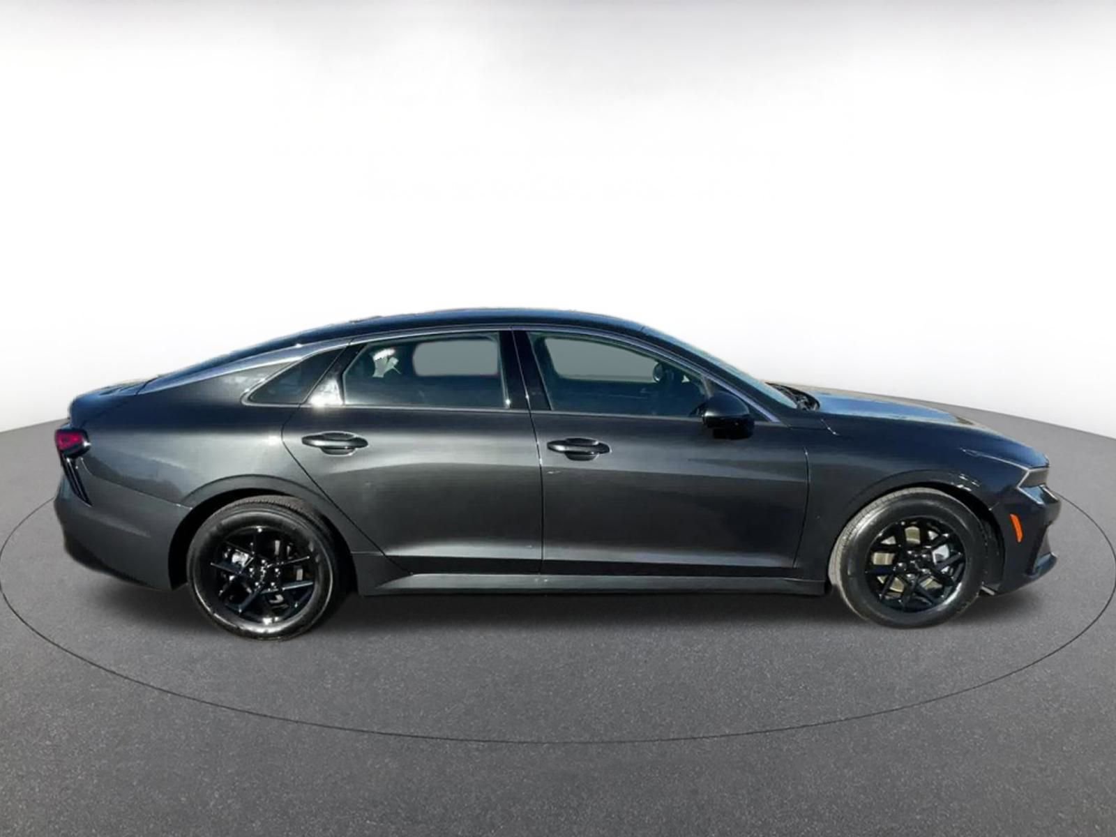 Used 2025 Kia K5 LXS image 16