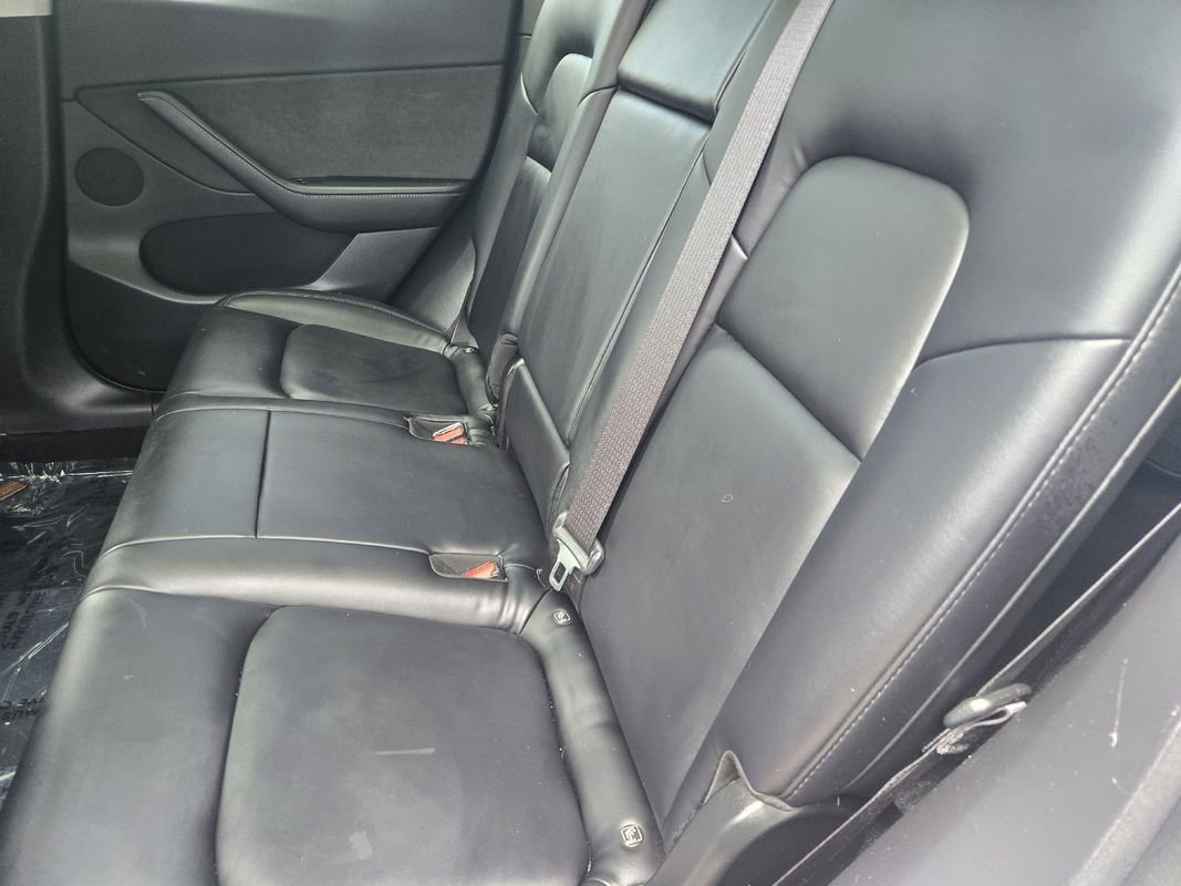 Used 2020 Tesla Model Y Long Range image 18