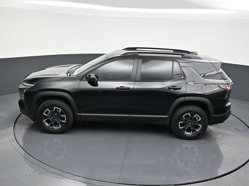 Used 2025 Chevrolet Equinox ACTIV w/ Safety and Technology Package image 16