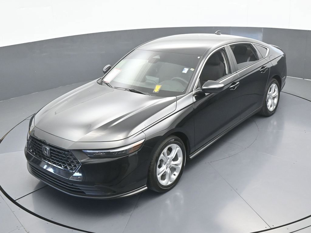 Used 2024 Honda Accord LX image 38