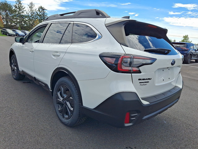 Used 2022 Subaru Outback Onyx Edition XT AWD/4WD image 5
