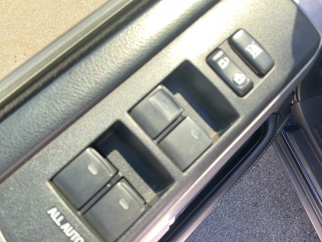 Used 2016 Toyota 4Runner SR5 RWD image 9