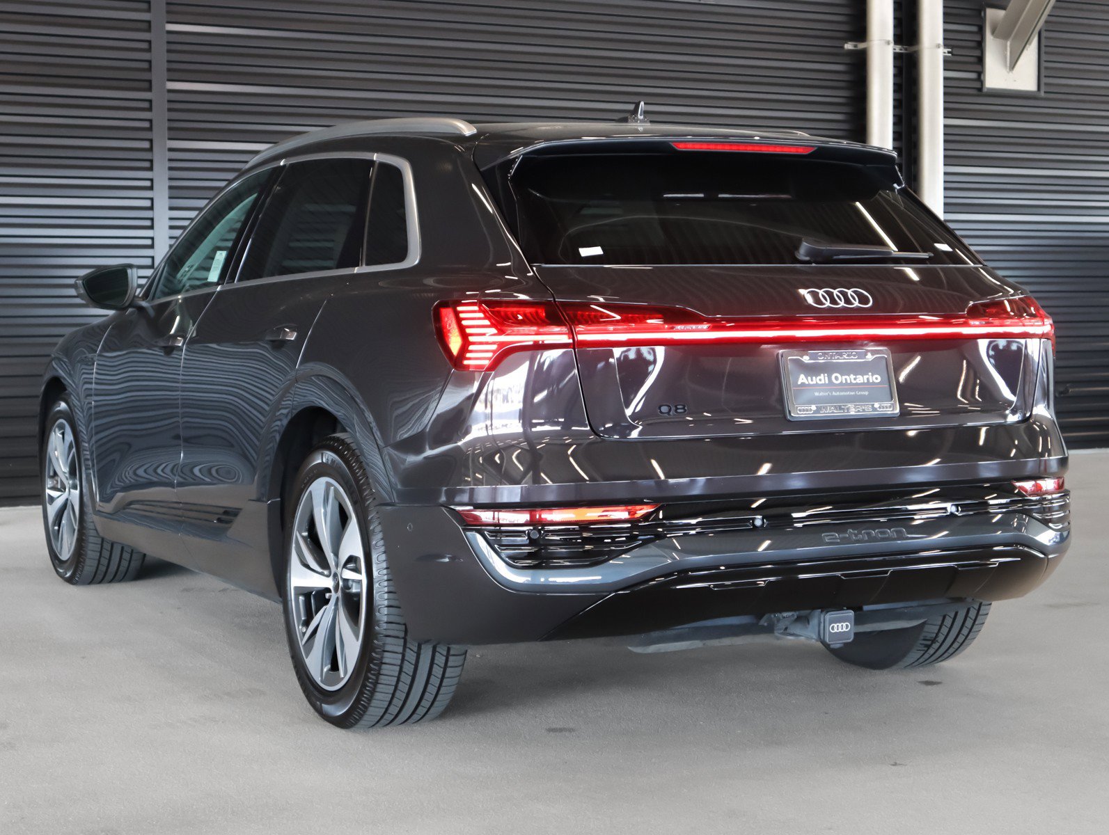 Certified 2024 Audi Q8 e-tron Prestige w/ Prestige Package image 2