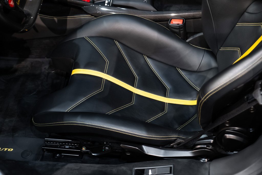 Certified 2022 Ferrari F8 Tributo image 26