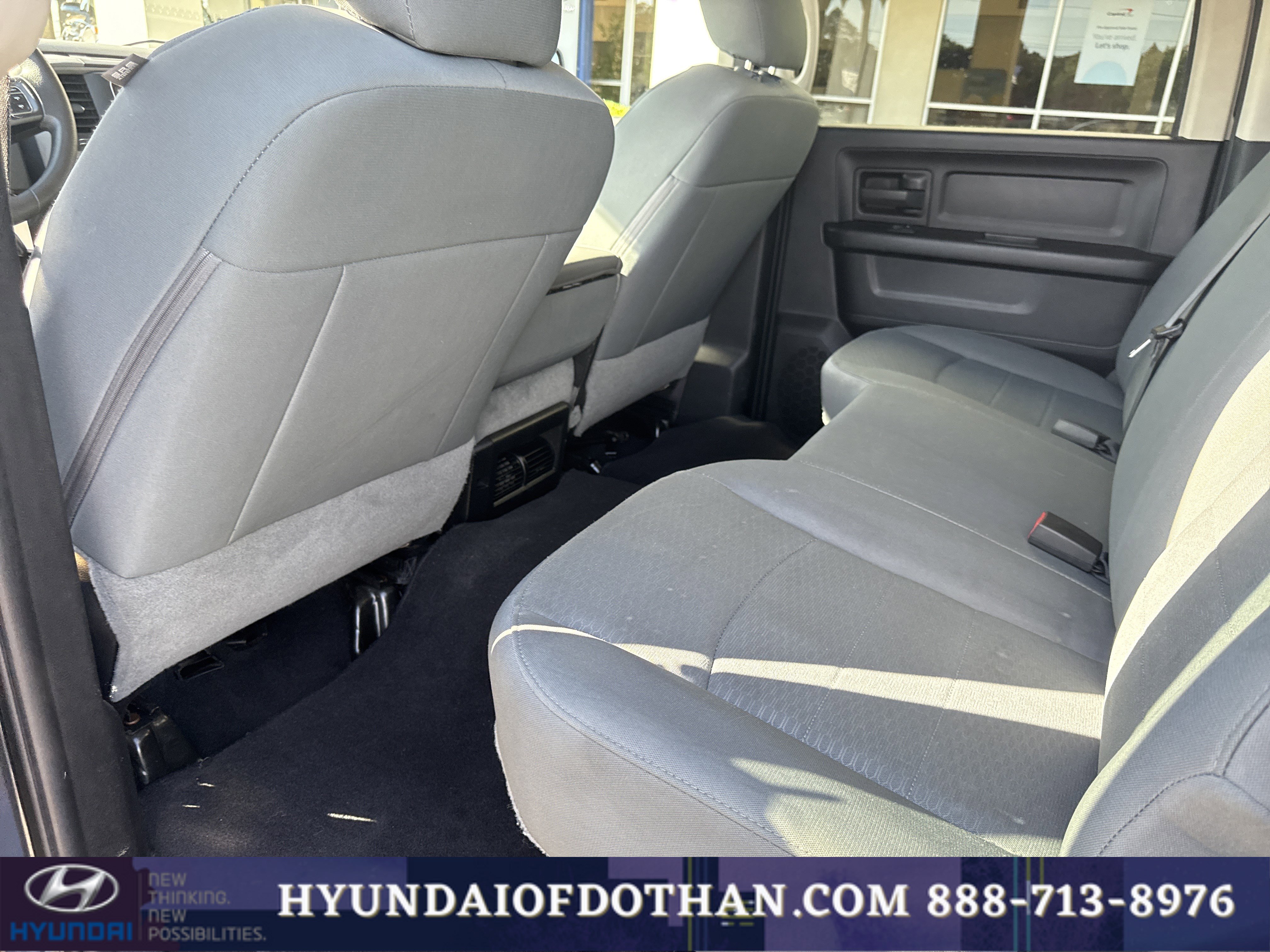 Used 2018 RAM 1500 Express w/ Express Value Package image 12