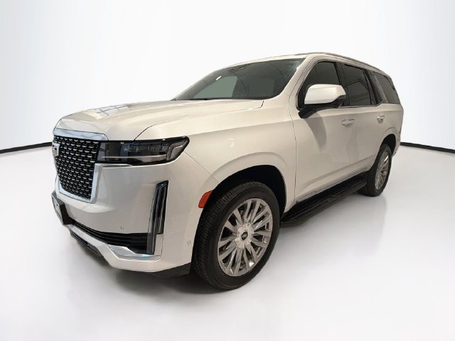 Used 2024 Cadillac Escalade Premium Luxury AWD/4WD image 3