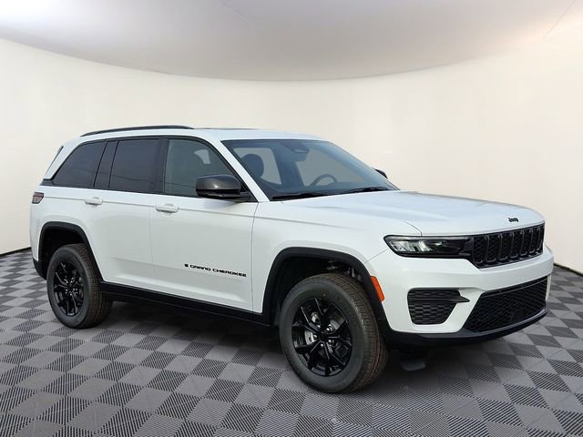 New 2025 Jeep Grand Cherokee Altitude