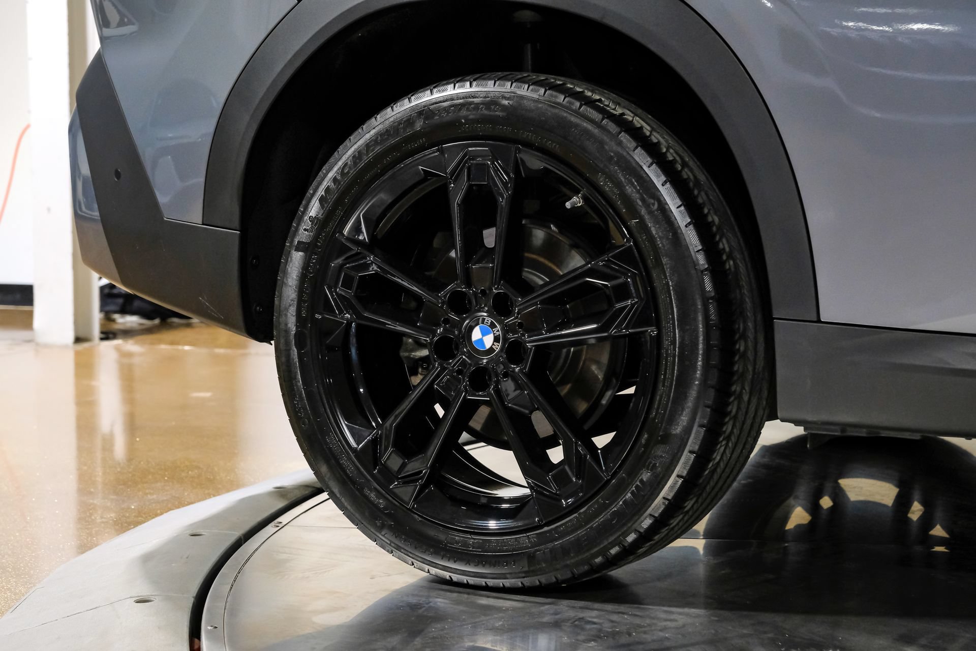 Used 2025 BMW X2 xDrive28i AWD/4WD image 58