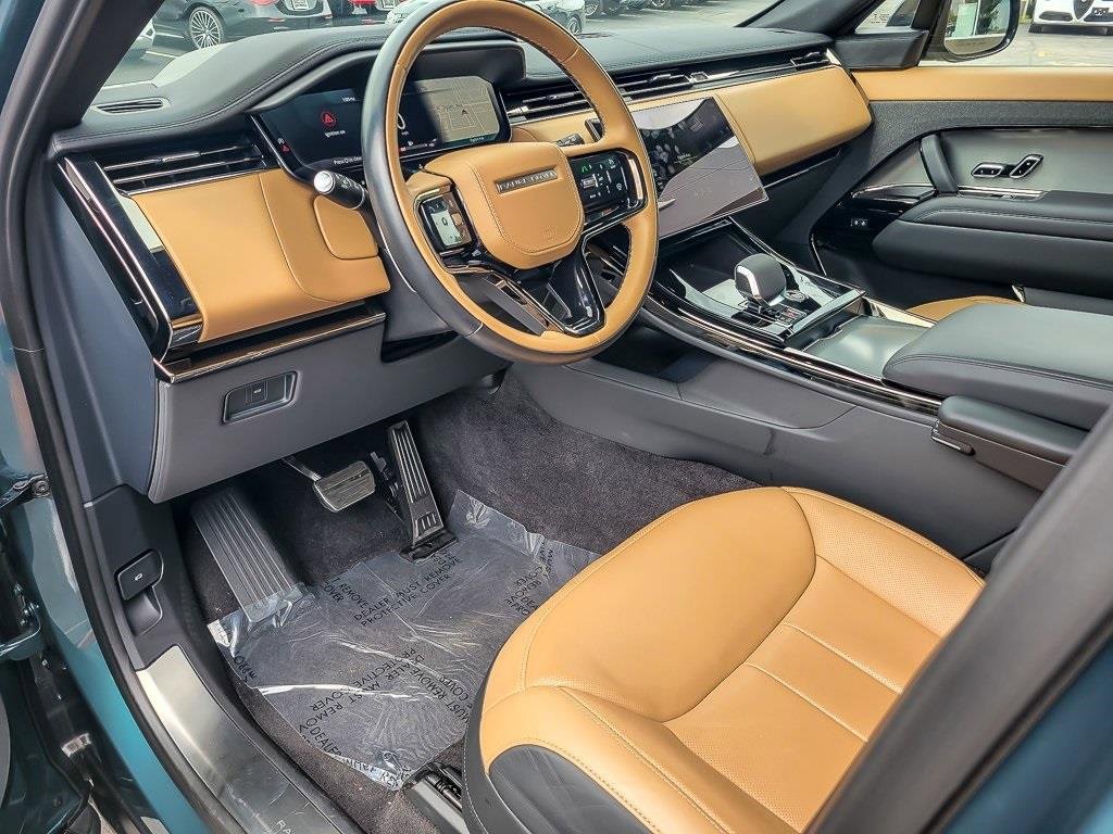 Used 2024 Land Rover Range Rover Sport Dynamic SE image 10