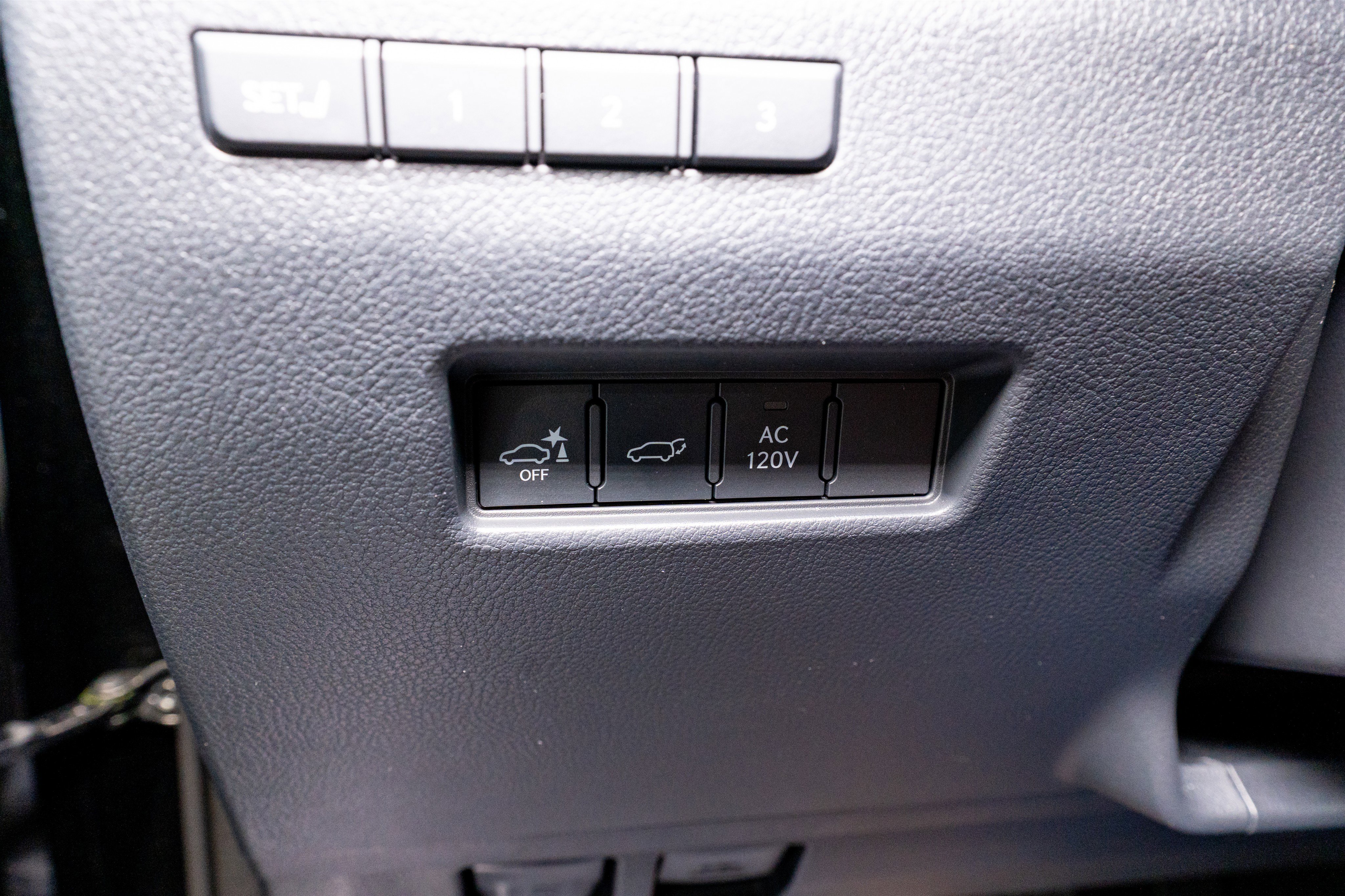 Used 2025 Lexus GX 550 image 36