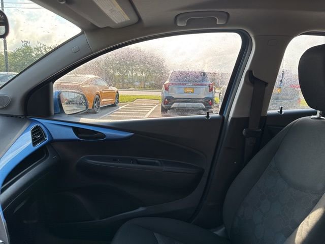 Used 2017 Chevrolet Spark LT image 21