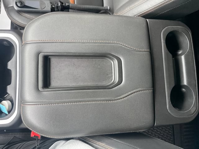 Used 2022 GMC Sierra 1500 AT4 w/ AT4 Preferred Package AWD/4WD image 17