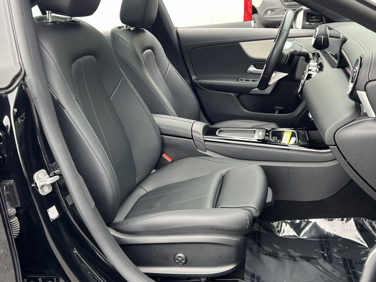 Certified 2025 Mercedes-Benz CLA 250 image 25