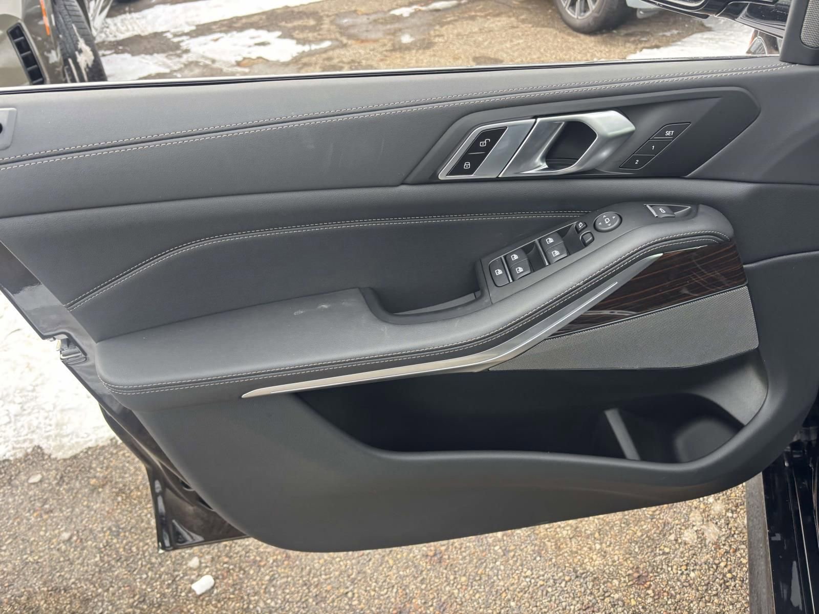 New 2026 BMW X5 xDrive40i w/ M Sport Package image 11