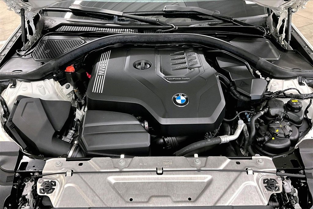Used 2019 BMW 330i Sedan w/ Driving Assistance Package image 28
