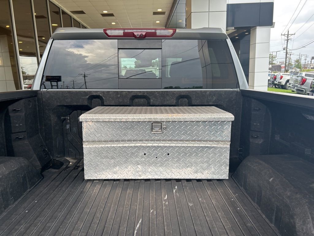 Used 2024 GMC Sierra 1500 AT4 w/ Technology Package image 14