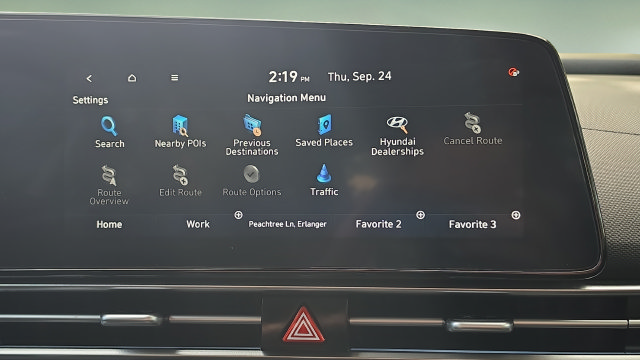 Used 2024 Hyundai Elantra SEL FWD image 21