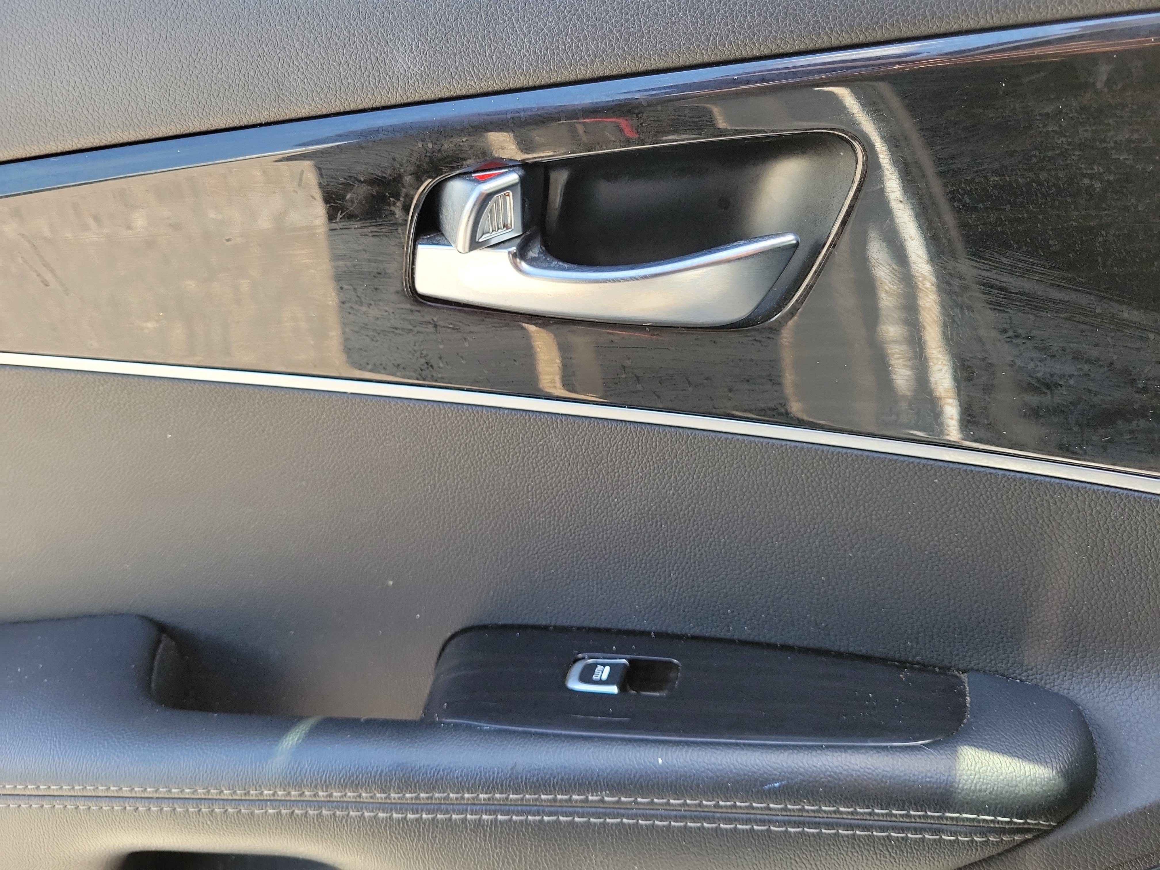Used 2019 Kia Sorento AWD image 19
