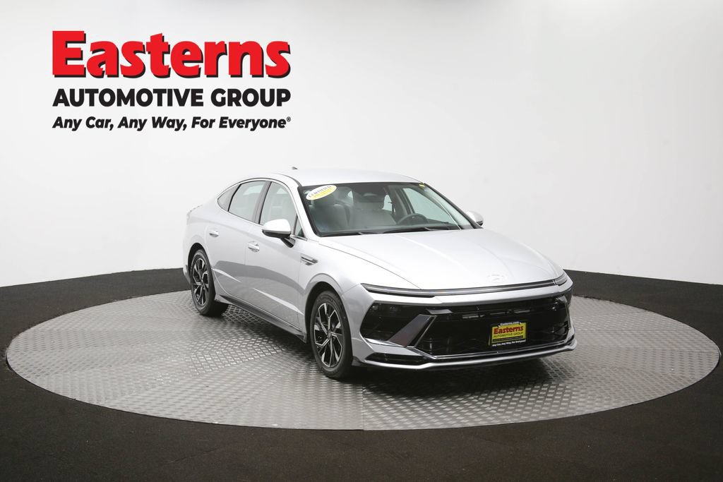 Used 2025 Hyundai Sonata SEL FWD image 50
