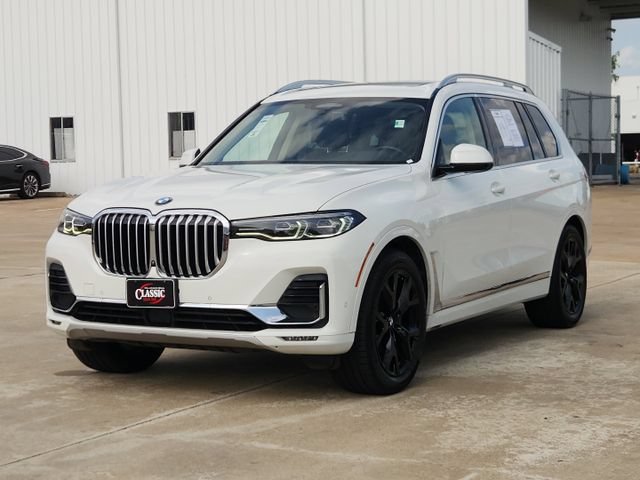 Used 2022 BMW X7 xDrive40i w/ Executive Package AWD/4WD image 3