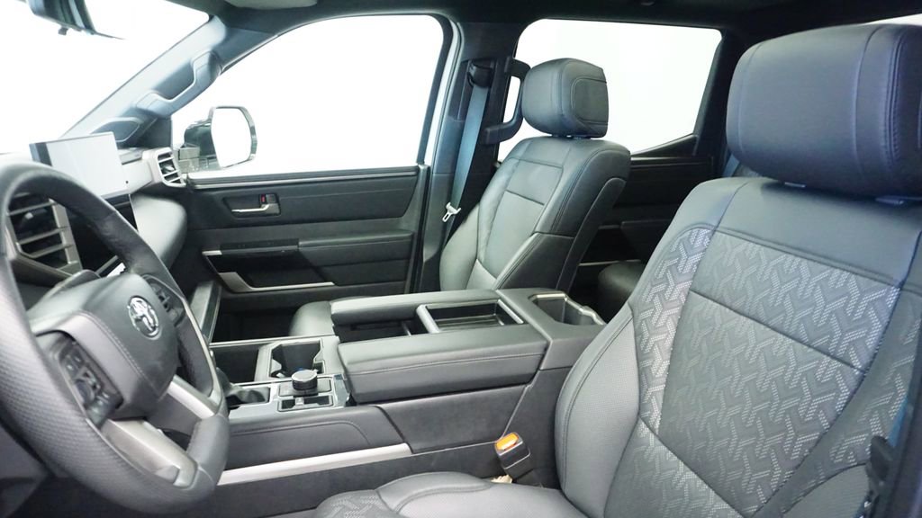 Used 2025 Toyota Tundra Limited image 23