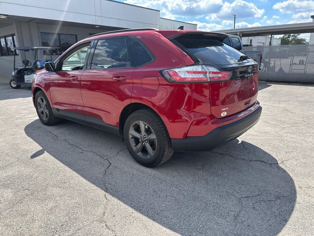 Used 2023 Ford Edge SEL w/ Sport Appearance Package AWD/4WD image 12