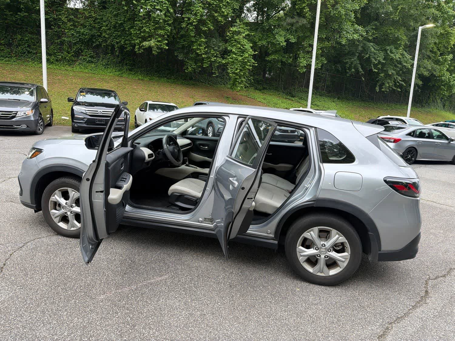 Used 2024 Honda HR-V LX image 18
