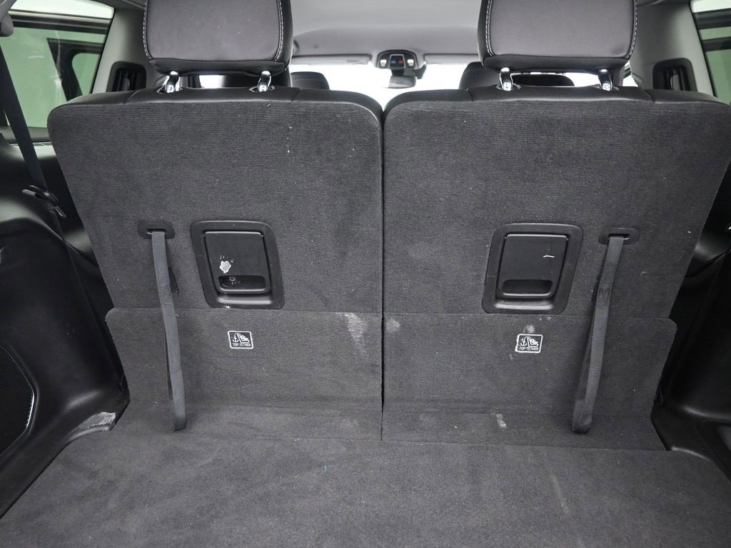 Used 2022 Jeep Grand Cherokee L Limited image 18