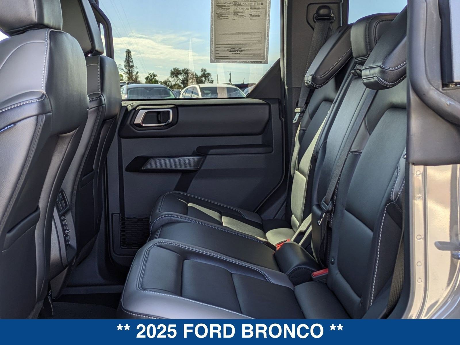 Certified 2025 Ford Bronco Outer Banks image 14