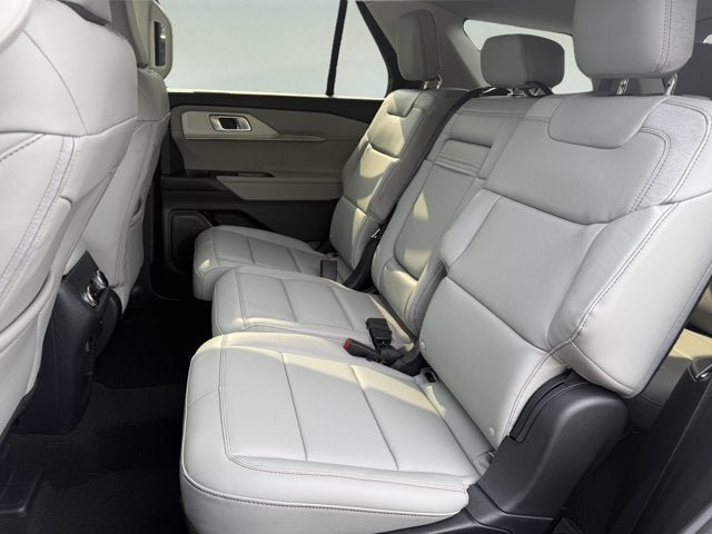 New 2026 Ford Explorer Active w/ Active Comfort Package AWD/4WD image 10