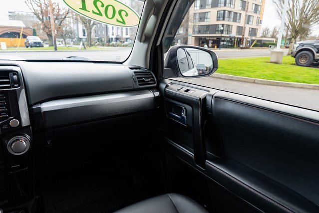 Used 2021 Toyota 4Runner TRD Off-Road Premium image 10