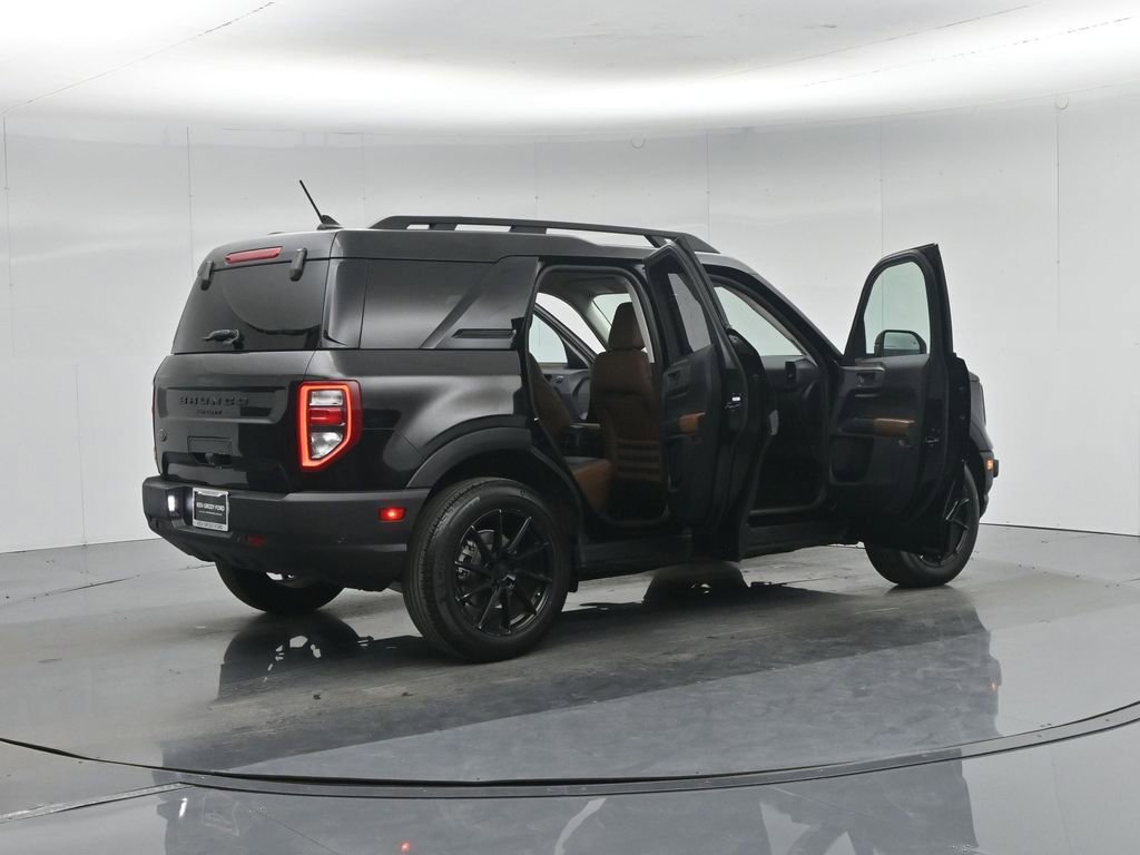 Used 2023 Ford Bronco Sport Outer Banks w/ Tech Package image 5