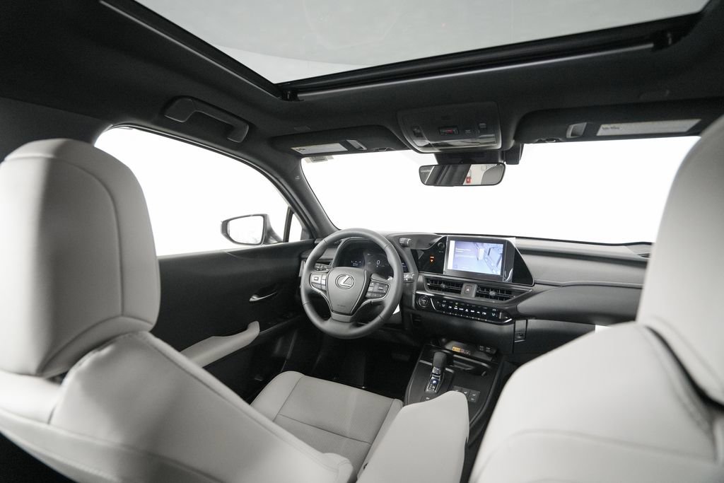 New 2025 Lexus UX 300h FWD image 15