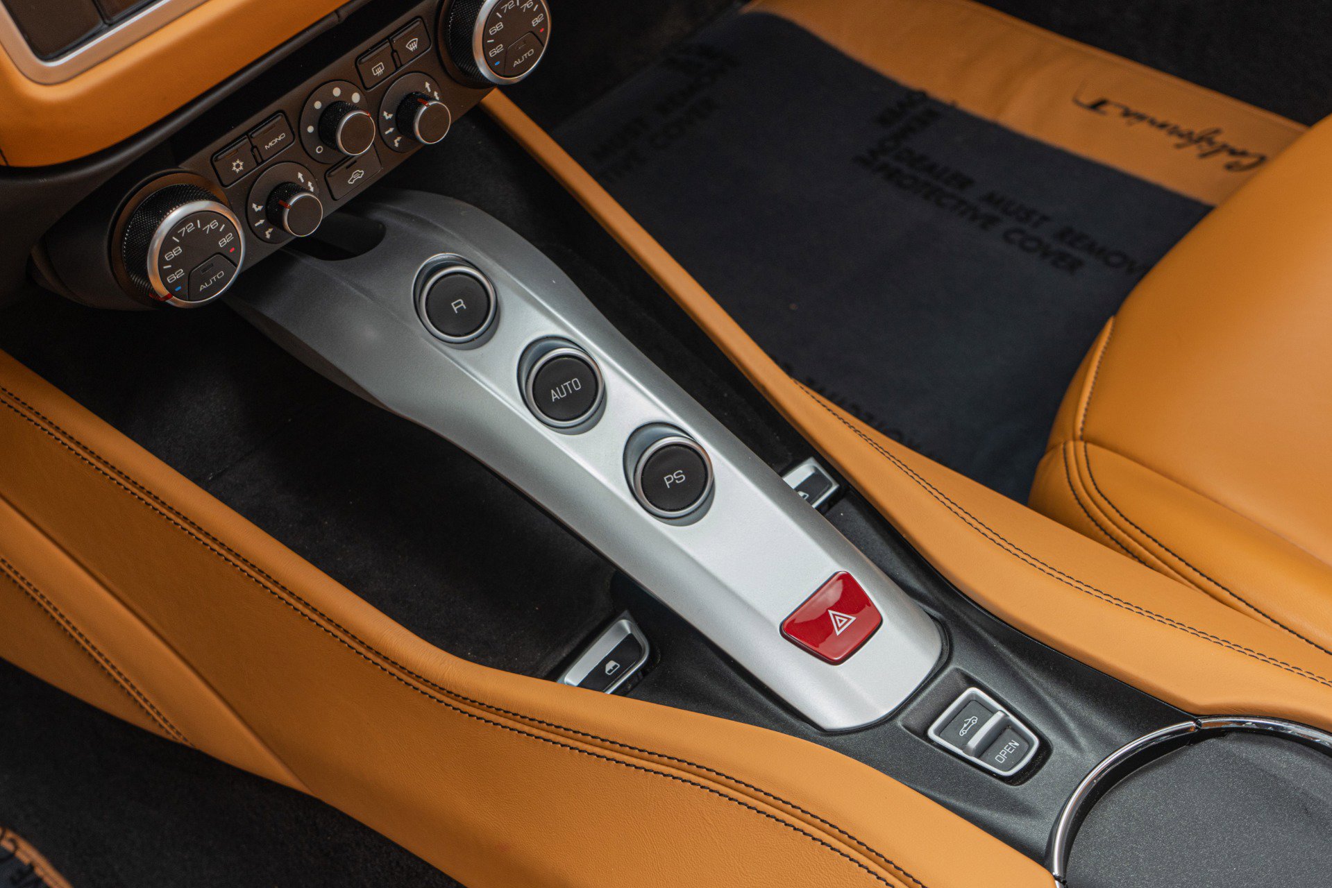 Used 2016 Ferrari California T image 28