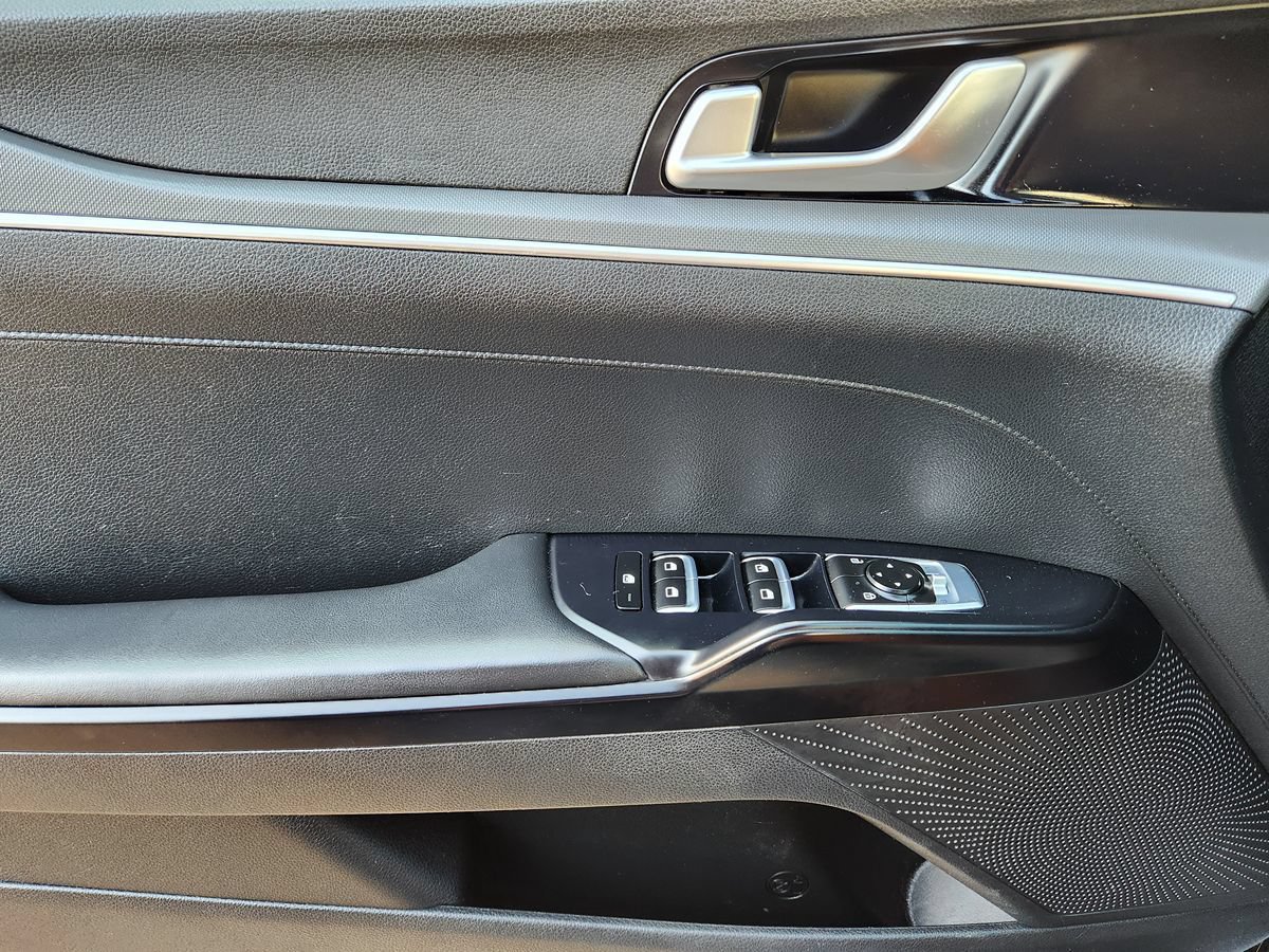 Used 2022 Kia K5 LXS FWD image 42